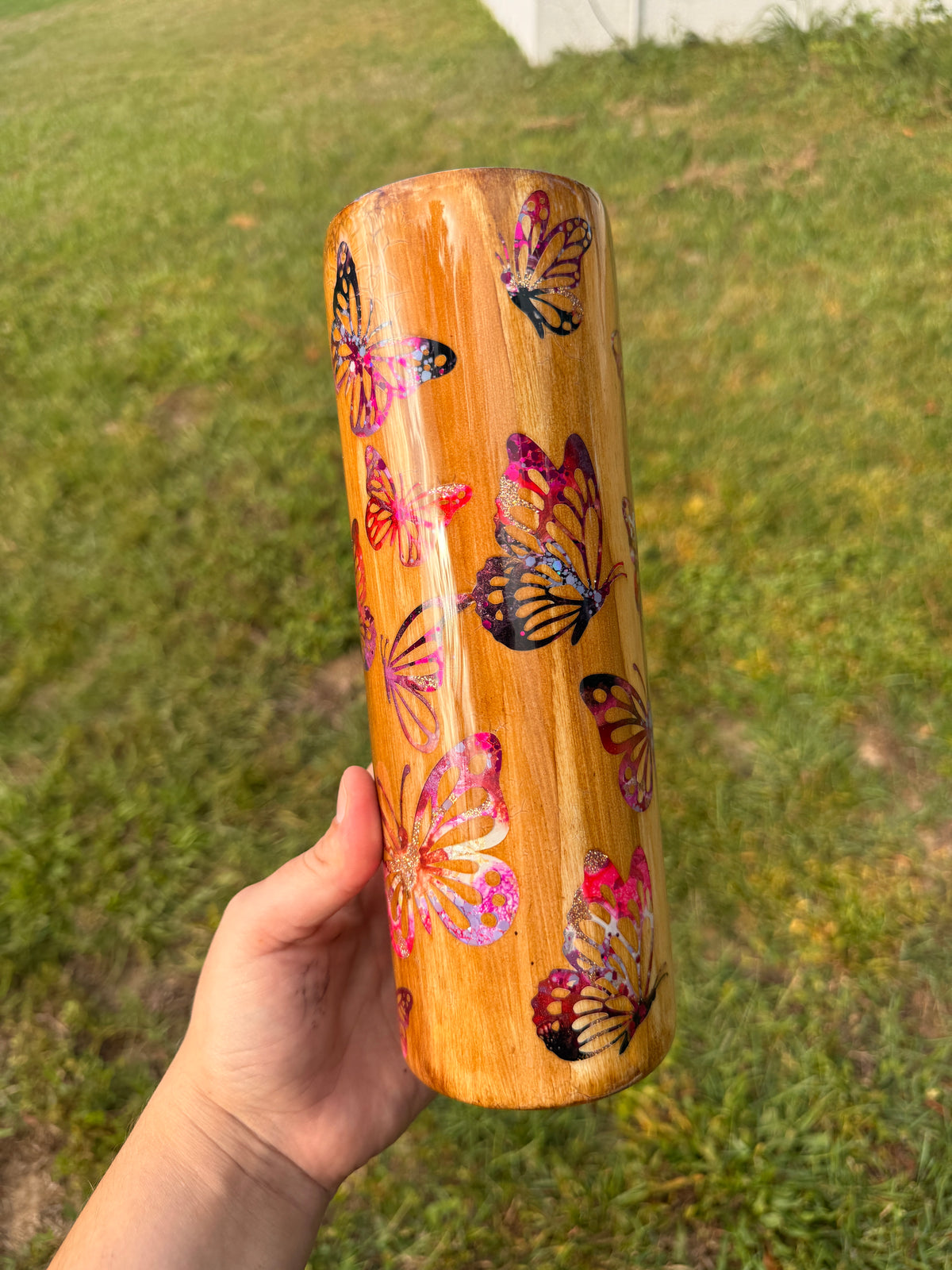 30oz Wooden Butterflies Peek A boo
