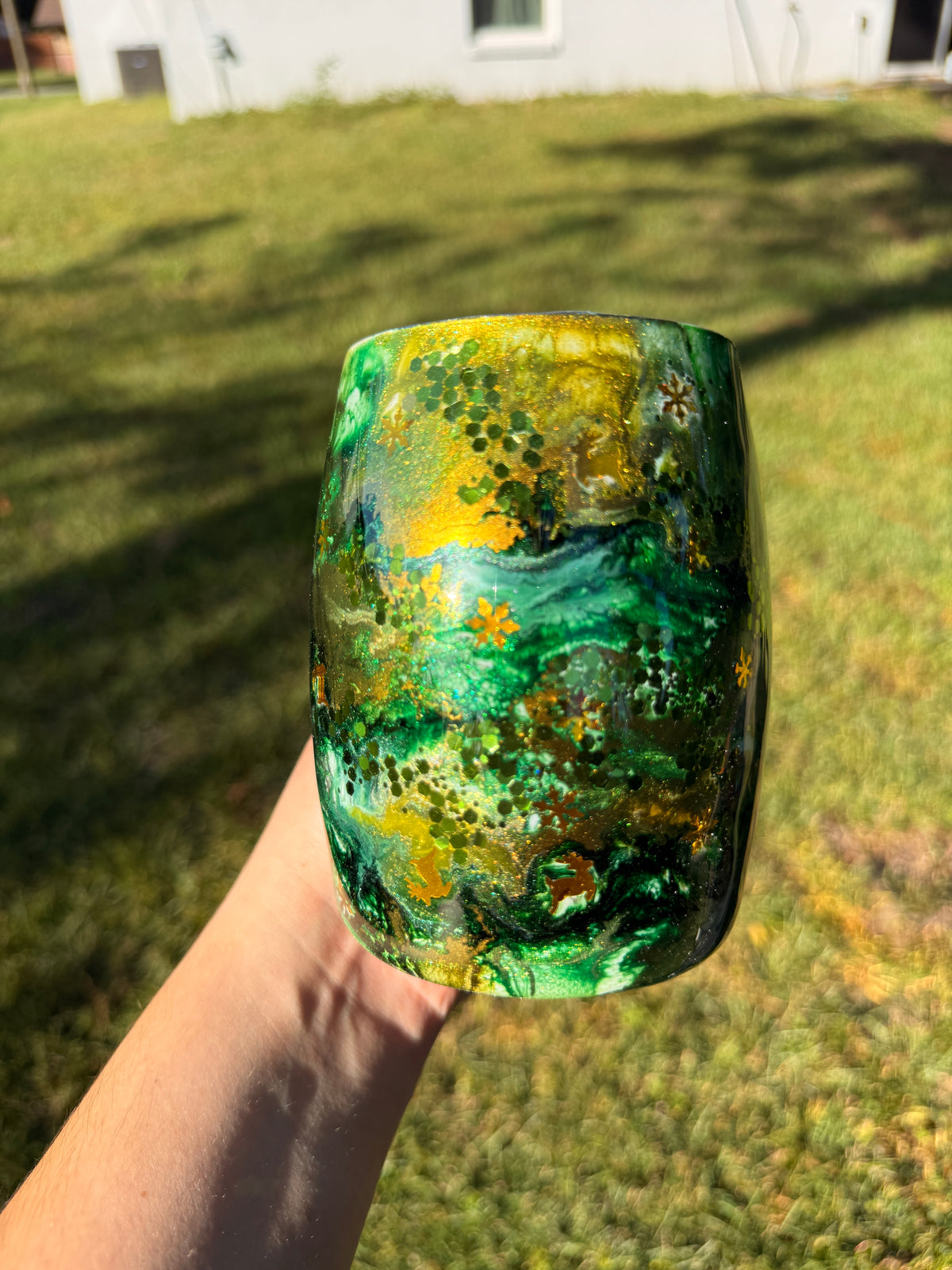 14oz Golden Reindeer Mug