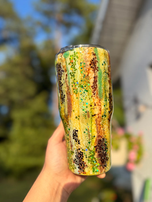 Pistachio Mocha  30oz modern curve
