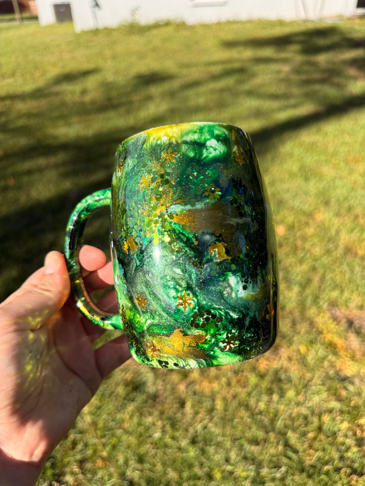 14oz Golden Reindeer Mug