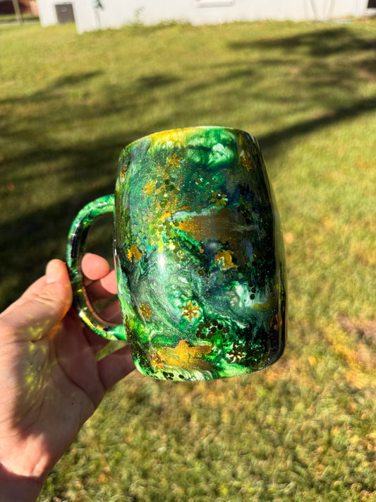 14oz Golden Reindeer Mug