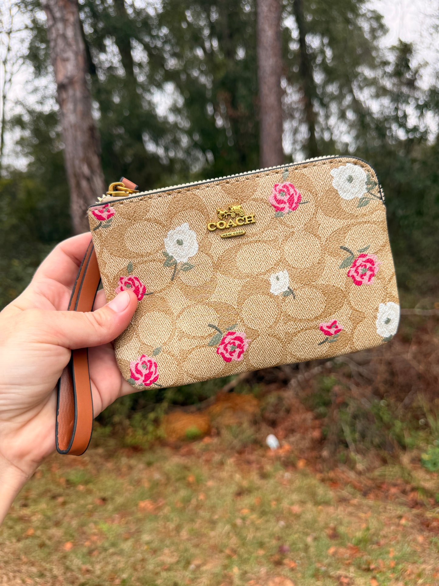 Wristlet Wallets