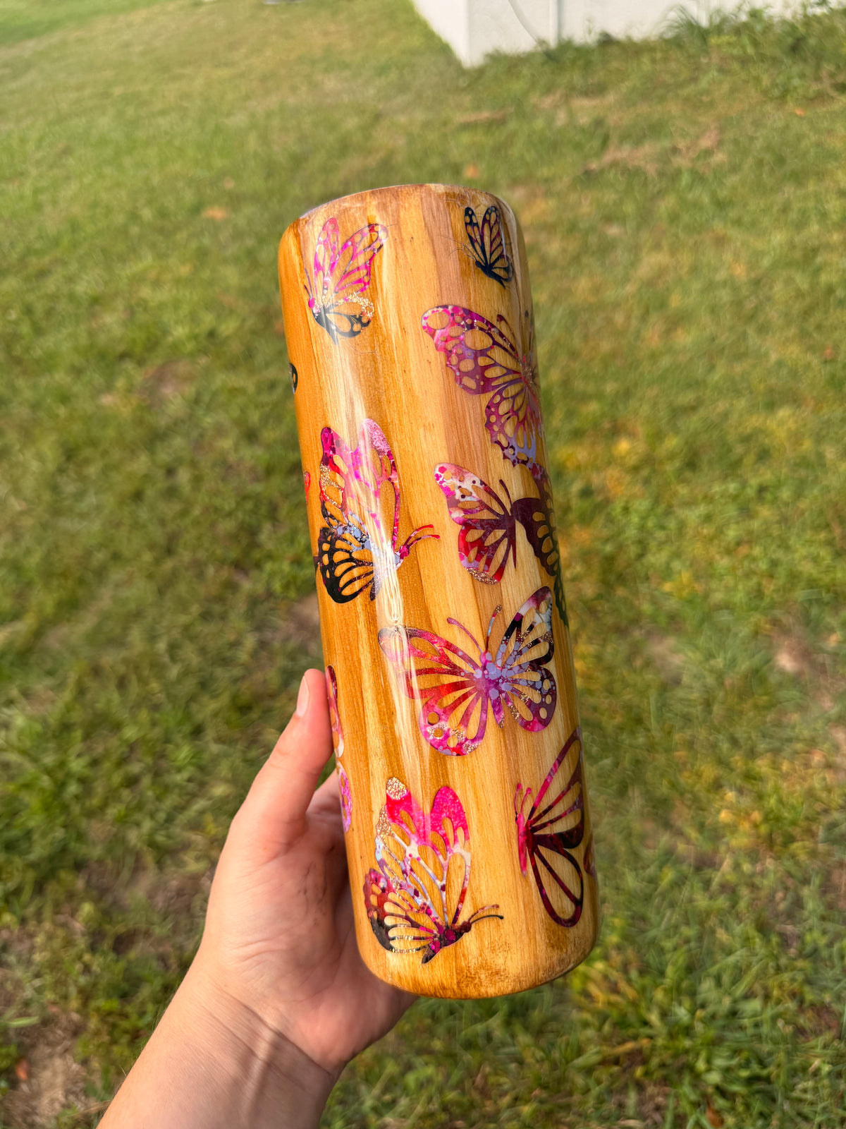 30oz Wooden Butterflies Peek  A boo