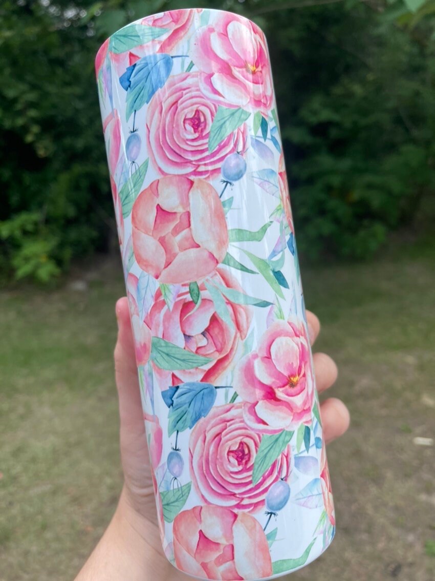 Cute pink floral rose flowers 20oz skinny tumbler