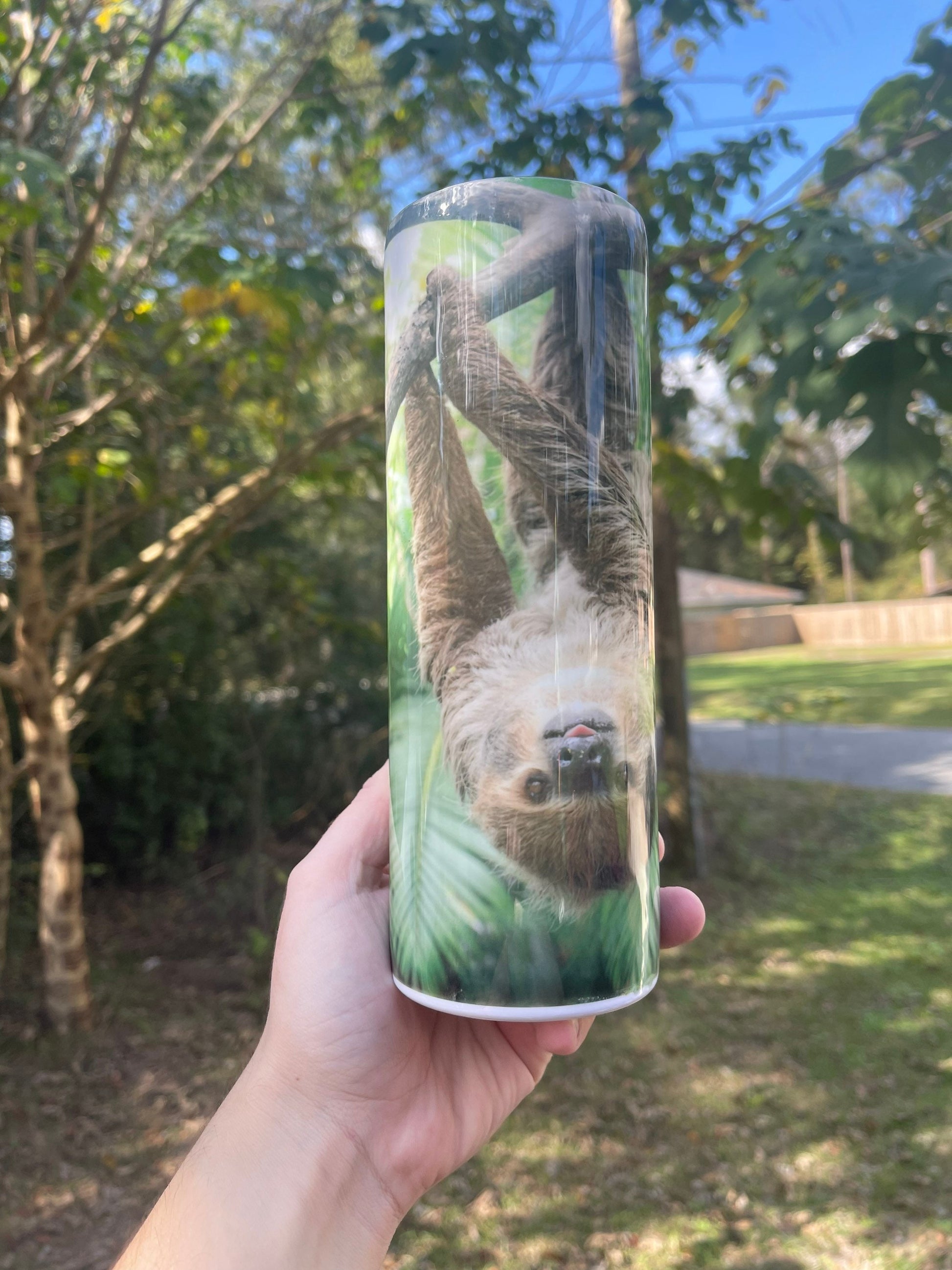 Sloth lovers upside down sloth real HD 20oz skinny tumbler